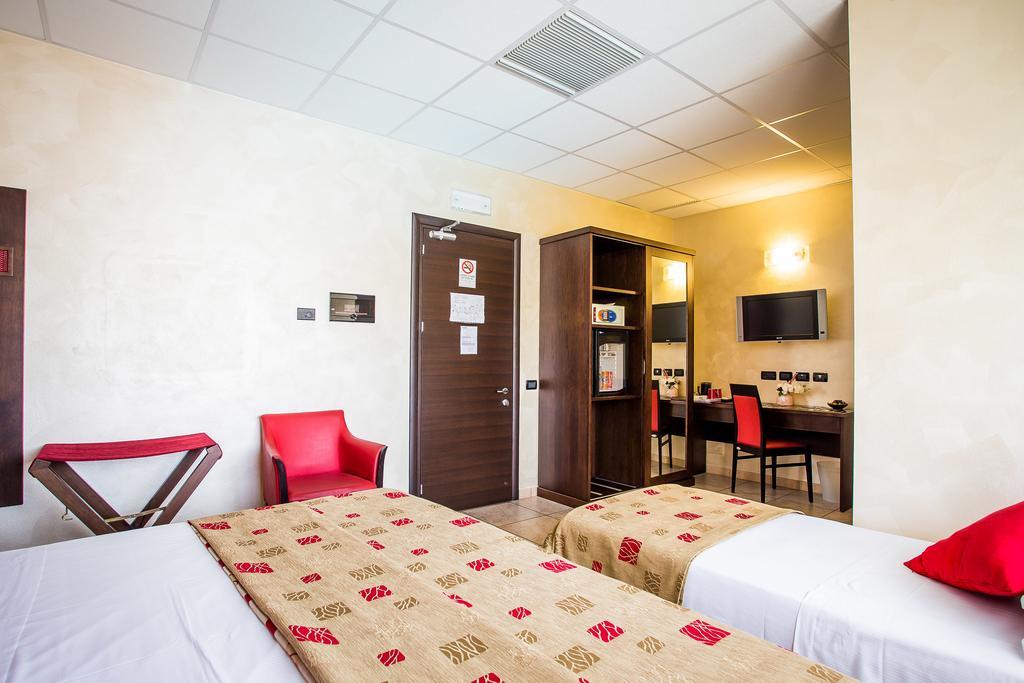 Piccolo Hotel Nogara Eksteriør bilde