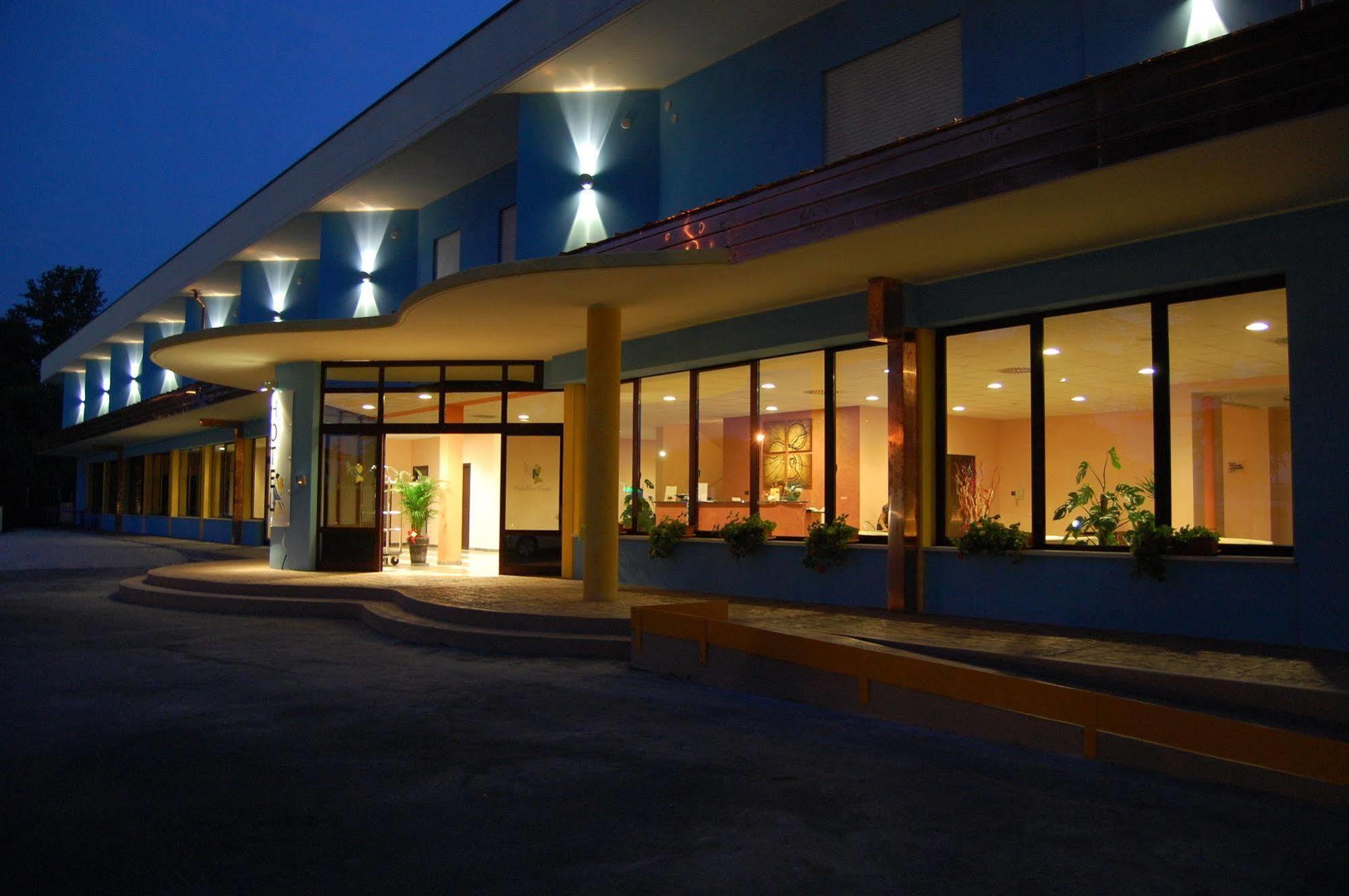 Piccolo Hotel Nogara Eksteriør bilde