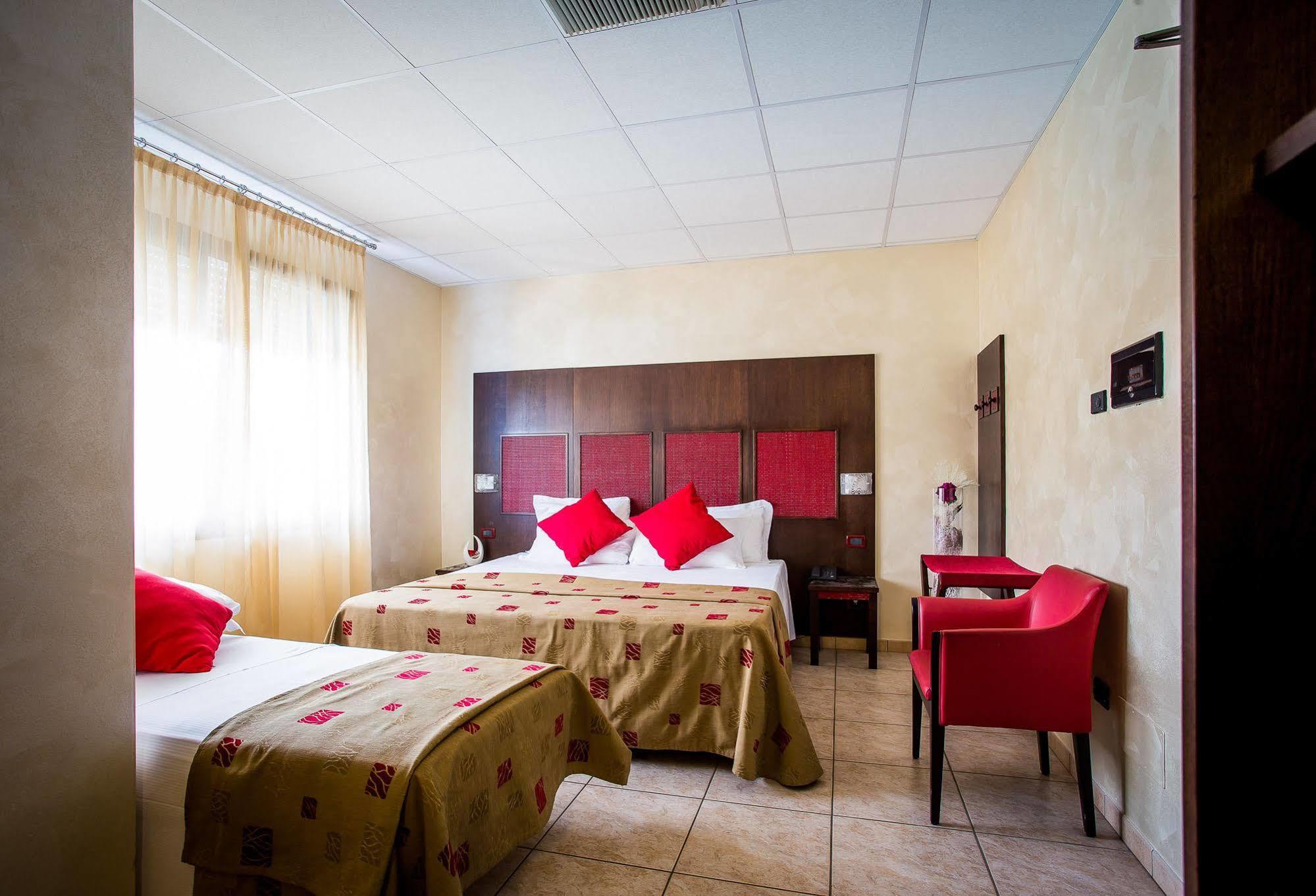 Piccolo Hotel Nogara Eksteriør bilde